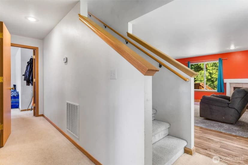 Property photo for 18211 58th Street Ct E, Lake Tapps photo 8