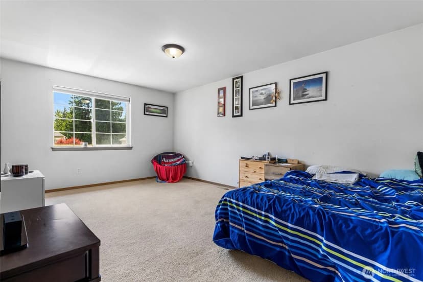Property photo for 18211 58th Street Ct E, Lake Tapps photo 10