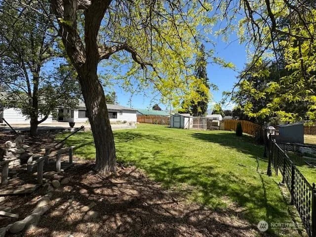 Property photo for 23 W Hale Avenue, Omak photo 26