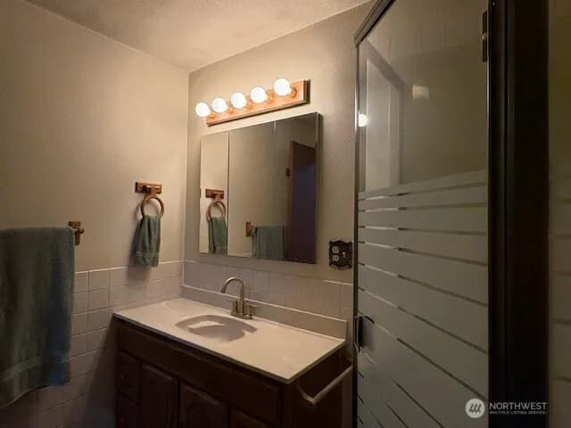 Property photo for 23 W Hale Avenue, Omak photo 21