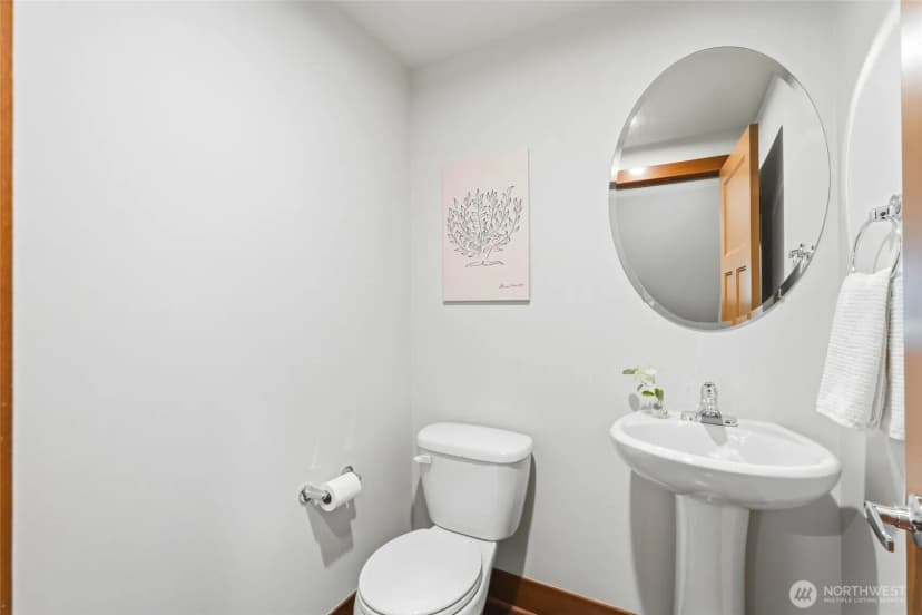 Property photo for 725 N 95th Street #b, Seattle photo 13