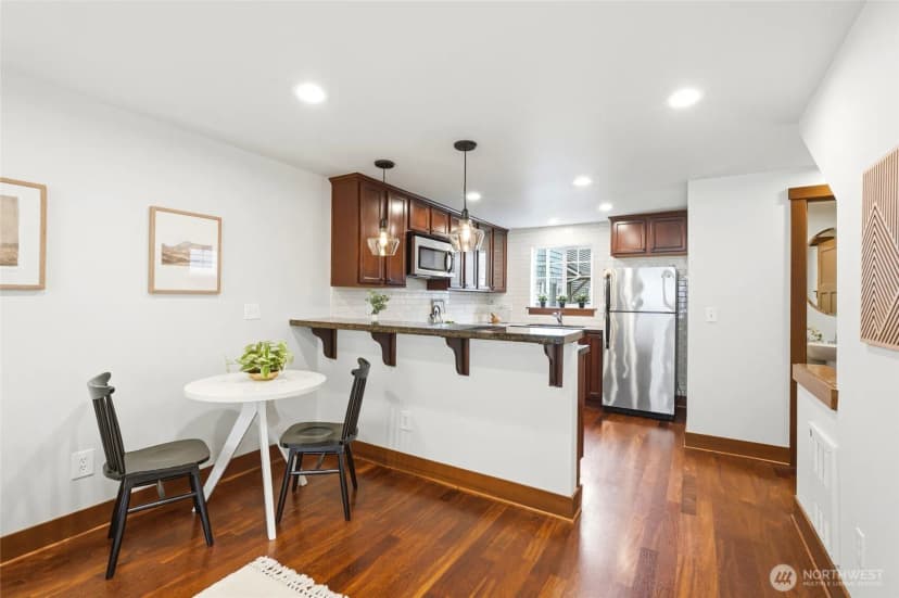 Property photo for 725 N 95th Street #b, Seattle photo 8