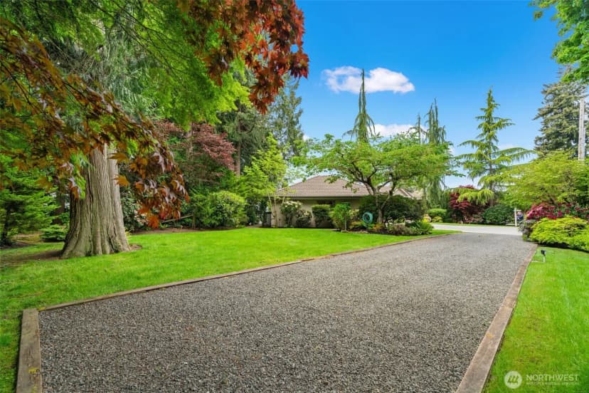 Property photo for 19314 94th Avenue W, Edmonds photo 32