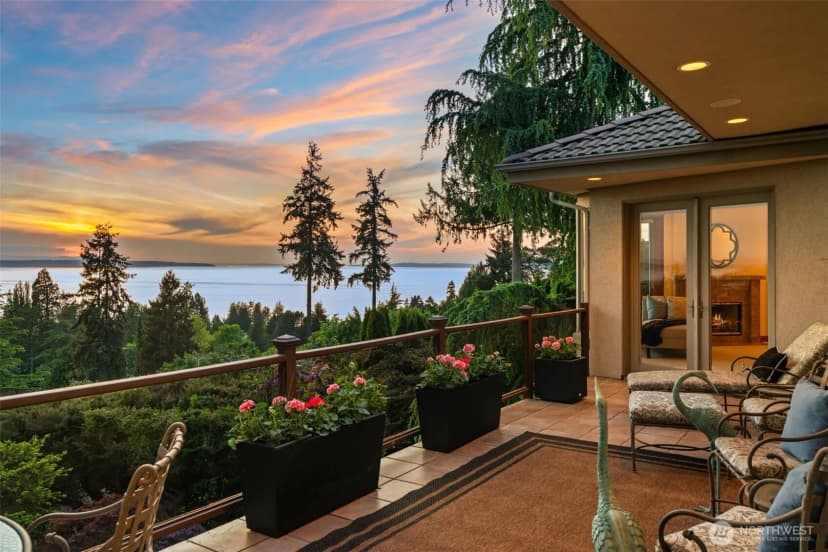 Property photo for 19314 94th Avenue W, Edmonds