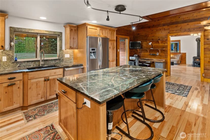 Property photo for 1061 Lauderdale Lane, Cle Elum photo 8