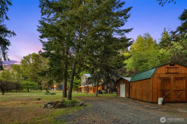 Property photo for 1061 Lauderdale Lane, Cle Elum photo 3