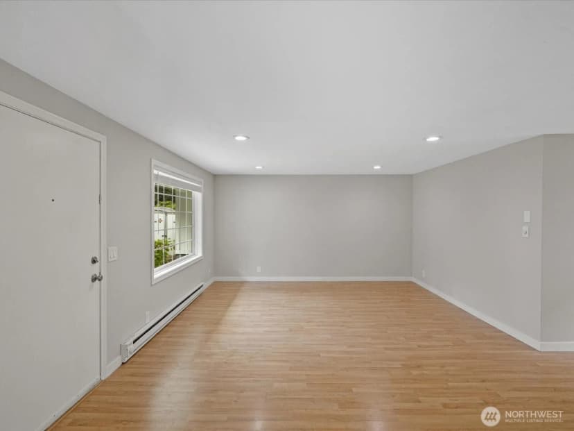Property photo for 7631 201st Street Sw, Edmonds photo 8