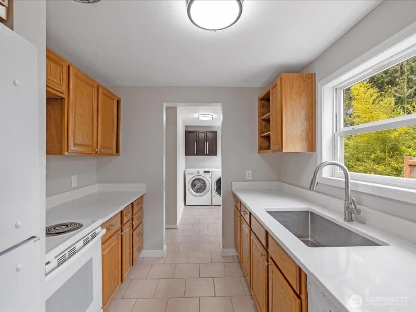 Property photo for 7631 201st Street Sw, Edmonds photo 14