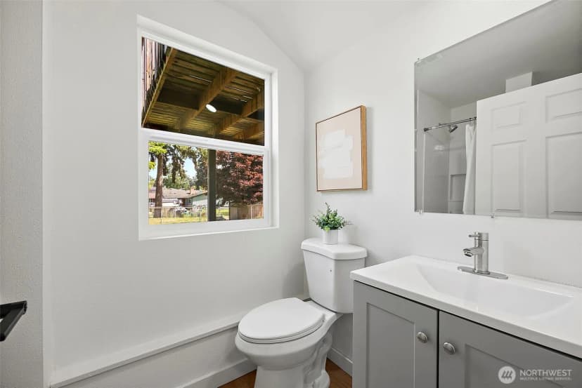 Property photo for 4817 E K Street, Tacoma photo 21
