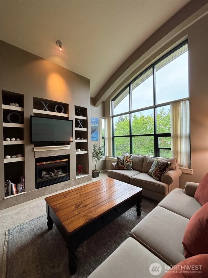 Property photo for 16275 Ne 85th Street #414, Redmond photo 8
