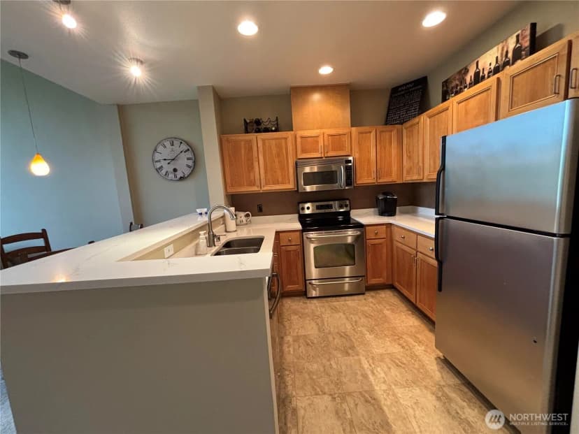 Property photo for 16275 Ne 85th Street #414, Redmond photo 16