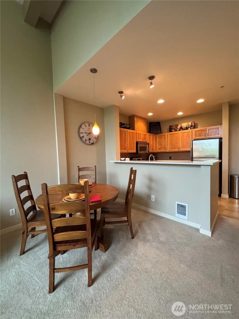 Property photo for 16275 Ne 85th Street #414, Redmond photo 17