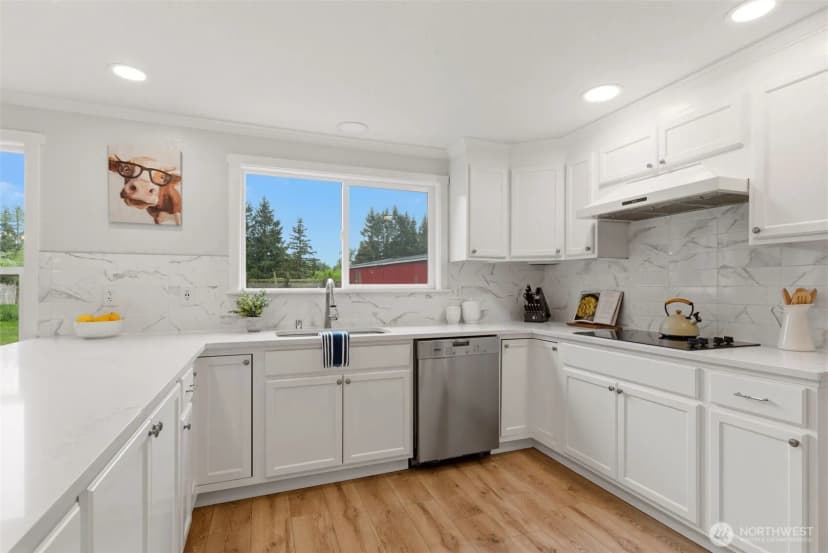 Property photo for 25919 Orting Kapowsin Highway E, Graham photo 7
