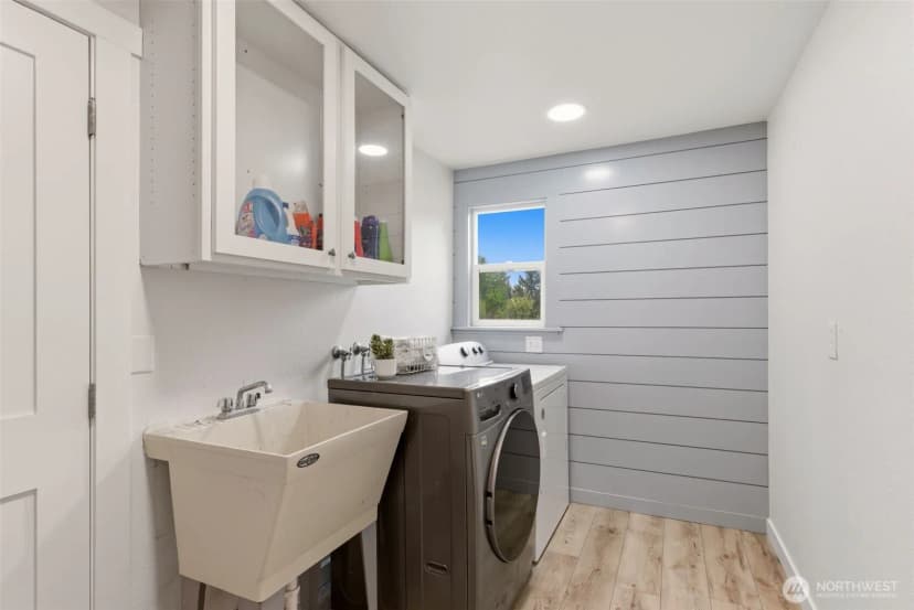 Property photo for 25919 Orting Kapowsin Highway E, Graham photo 27
