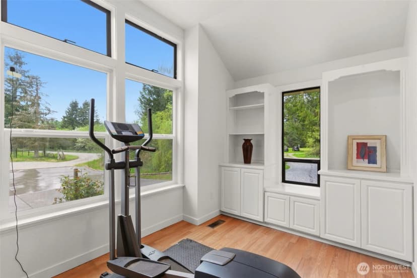 Property photo for 25919 Orting Kapowsin Highway E, Graham photo 16
