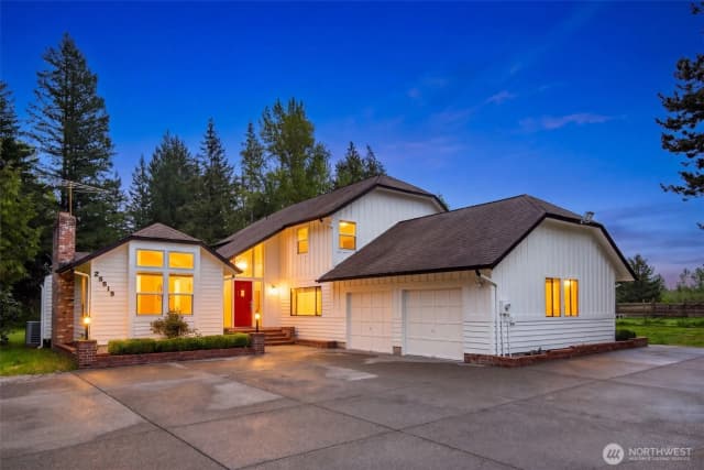 Property photo for 25919 Orting Kapowsin Highway E, Graham photo 5