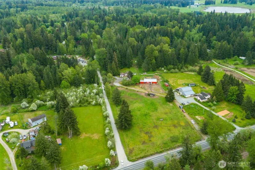 Property photo for 25919 Orting Kapowsin Highway E, Graham photo 36
