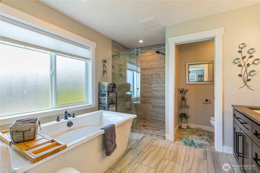 Property photo for 4446 Decatur Drive, Ferndale photo 24