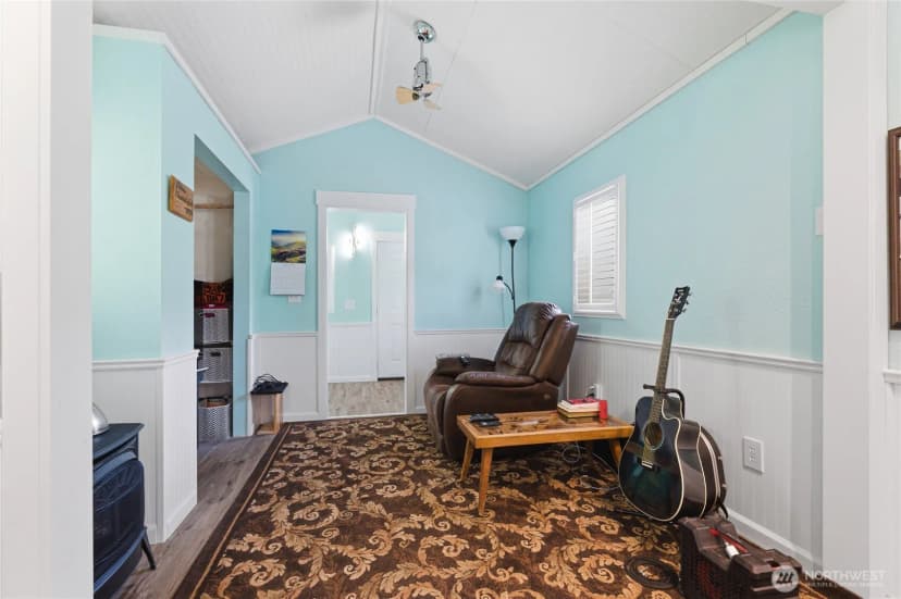 Property photo for 33822 State Route 706 E, Ashford photo 35