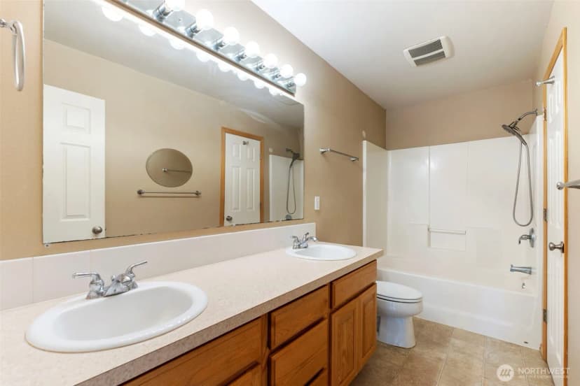Property photo for 1450 Brown Street Se, Olympia photo 18