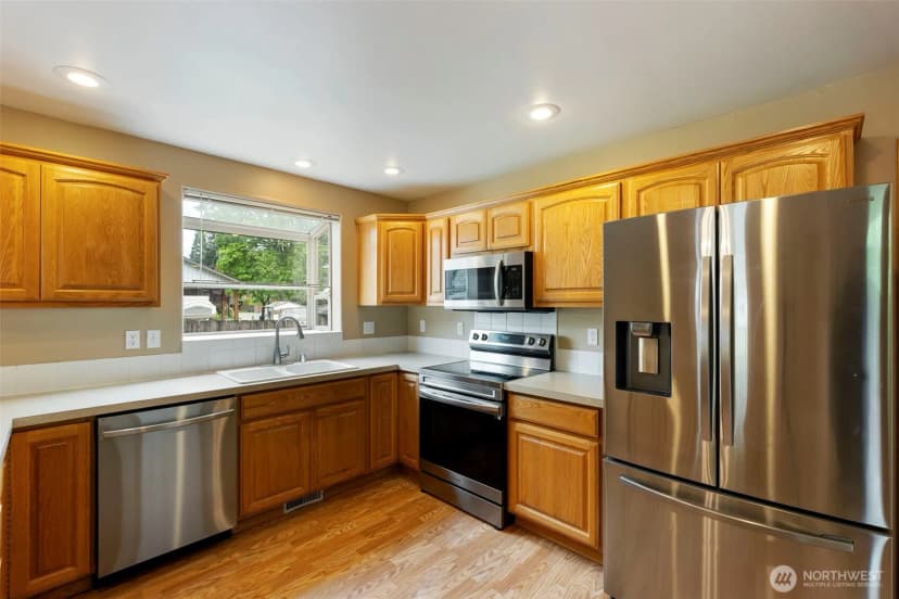 Property photo for 1450 Brown Street Se, Olympia photo 10