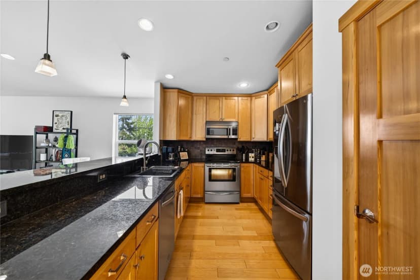 Property photo for 1109 29th Street #301, Anacortes photo 6