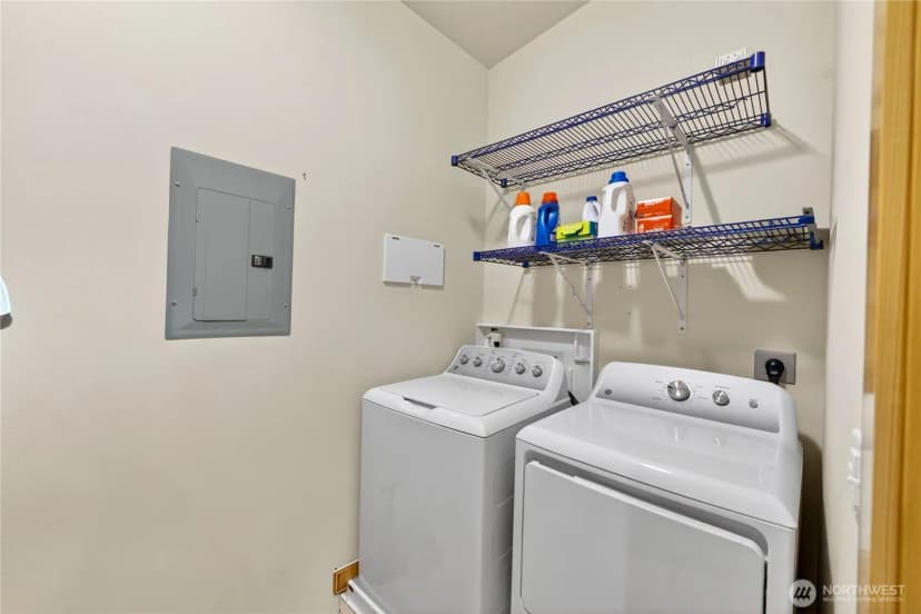 Property photo for 1109 29th Street #301, Anacortes photo 28