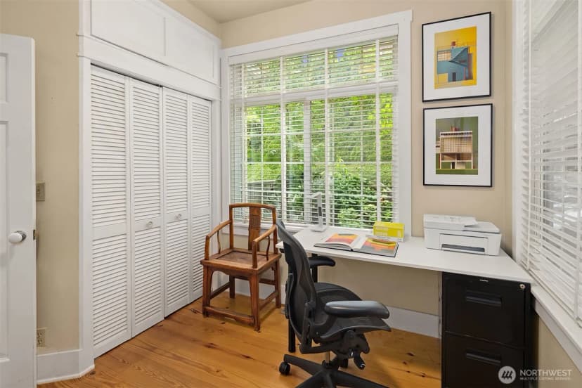 Property photo for 2511 E Roy Street, Seattle photo 19