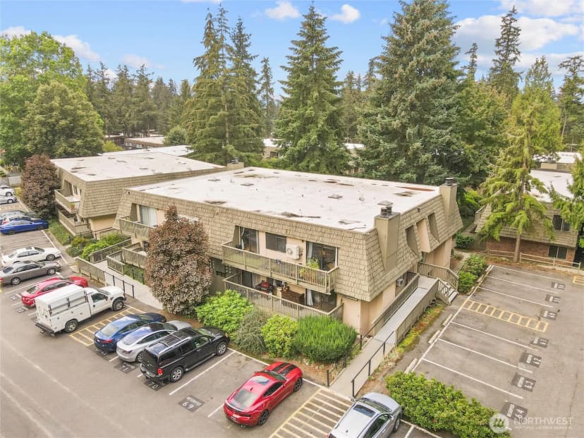 Property photo for 1420 153rd Ave Ne #4004, Bellevue photo 28