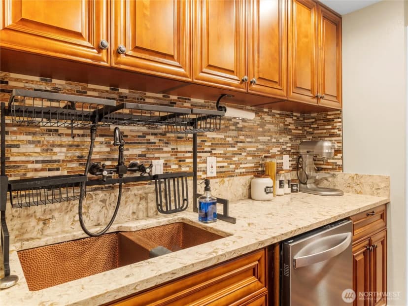 Property photo for 1420 153rd Ave Ne #4004, Bellevue photo 13