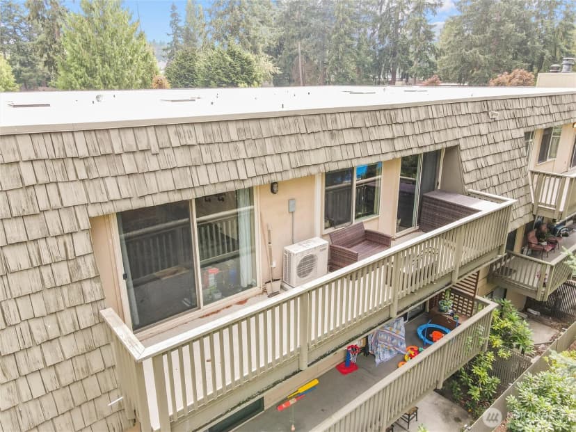 Property photo for 1420 153rd Ave Ne #4004, Bellevue photo 26