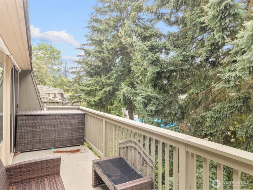 Property photo for 1420 153rd Ave Ne #4004, Bellevue photo 24