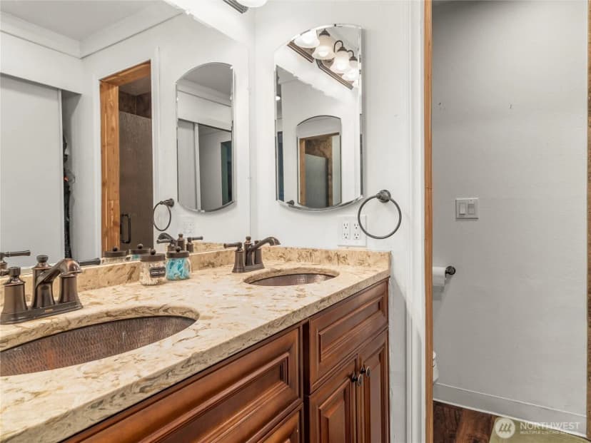 Property photo for 1420 153rd Ave Ne #4004, Bellevue photo 19