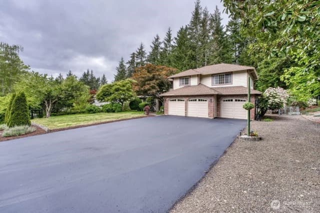 Property photo for 4717 Se Constitution Court, Port Orchard photo 2