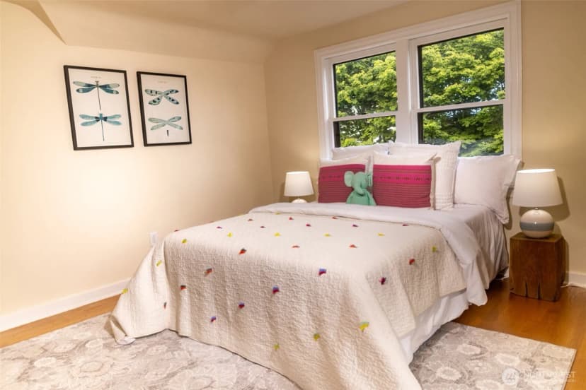 Property photo for 1403 2nd Avenue N, Seattle photo 19
