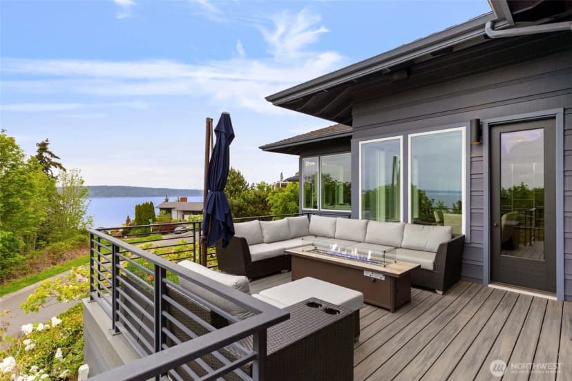 Property photo for 6227 95th Place Sw, Mukilteo photo 3