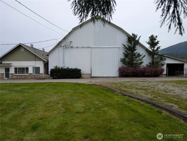 Property photo for 15317 300th Street Ne, Arlington photo 2