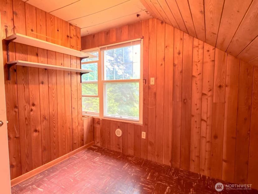 Property photo for 612 S 160th Street, Burien photo 19