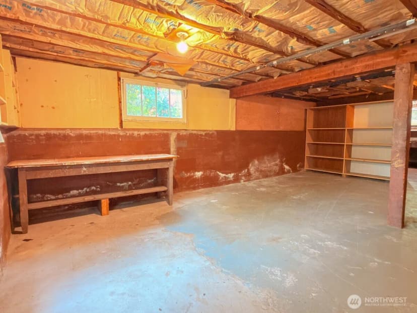 Property photo for 612 S 160th Street, Burien photo 31