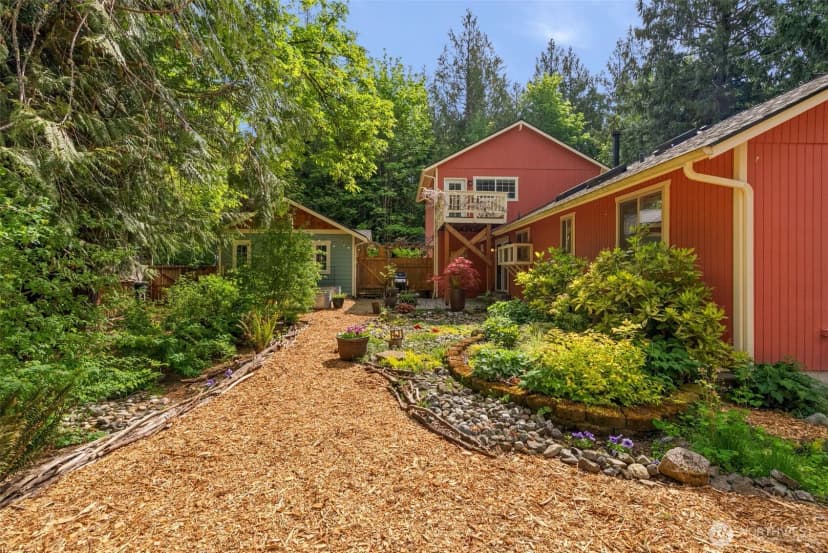 Property photo for 11837 Venice Loop Ne, Bainbridge Island photo 21