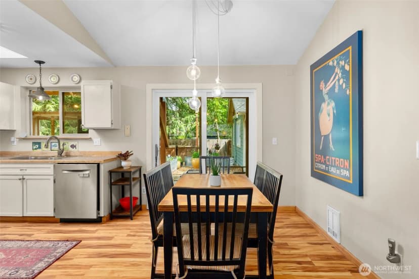 Property photo for 11837 Venice Loop Ne, Bainbridge Island photo 8