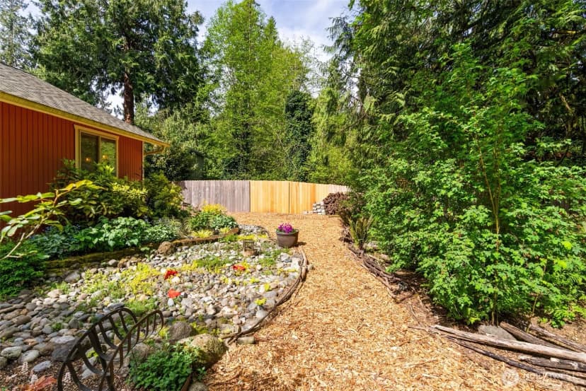 Property photo for 11837 Venice Loop Ne, Bainbridge Island photo 20