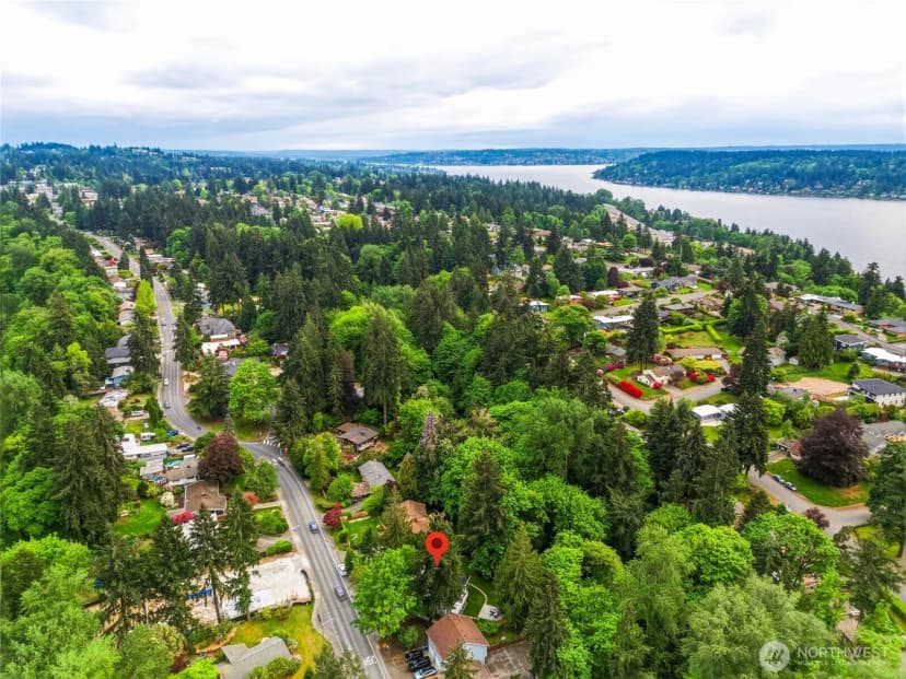 Property photo for 4705 119th Avenue Se, Bellevue photo 37