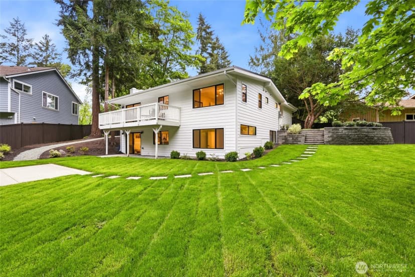 Property photo for 4705 119th Avenue Se, Bellevue photo 36