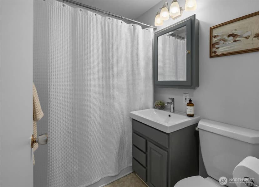 Property photo for 317 Ave Ne 145th, Bellevue photo 15