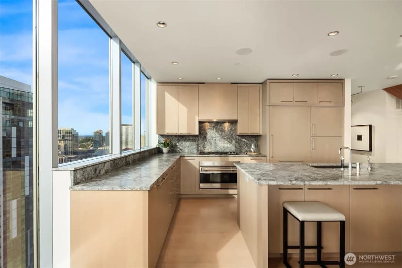 Property photo for 1521 2nd Avenue #ph3800, Seattle photo 12