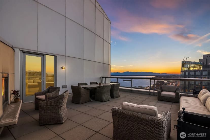 Property photo for 1521 2nd Avenue #ph3800, Seattle photo 29