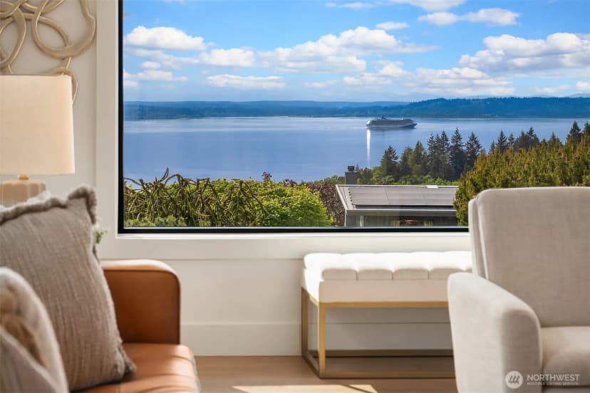 Property photo for 18008 13th Avenue Nw, Shoreline photo 8
