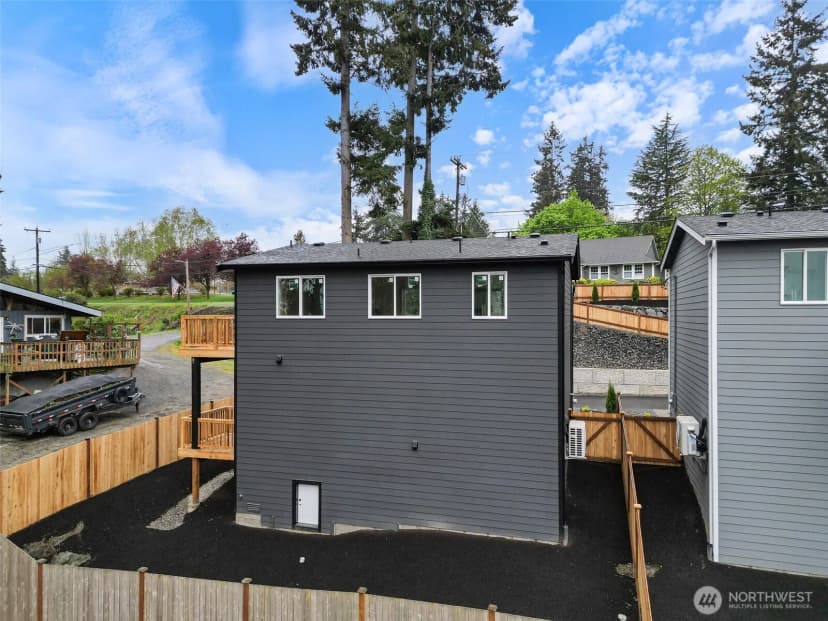 Property photo for 4407 Federal Avenue, Everett photo 25