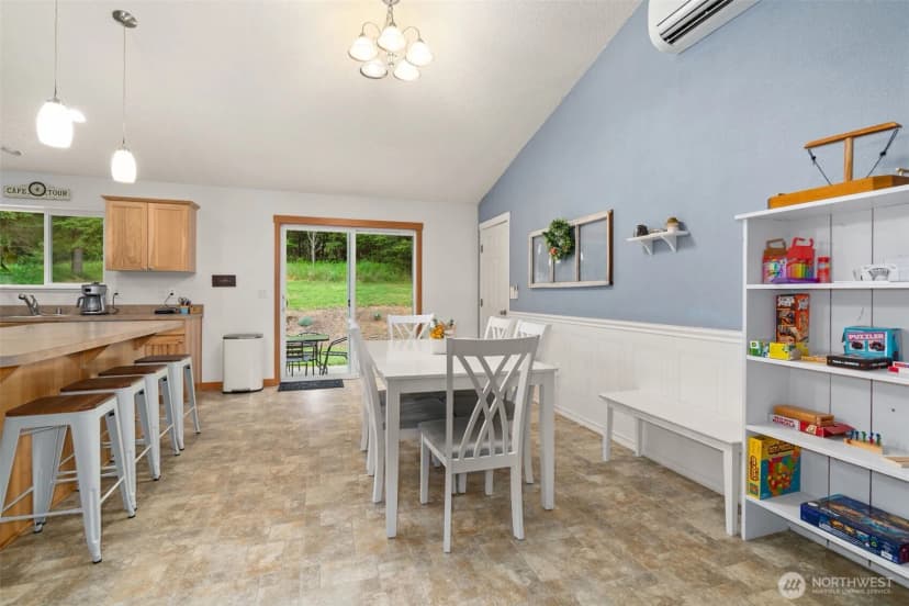 Property photo for 236 Chilvers Road, Chehalis photo 6